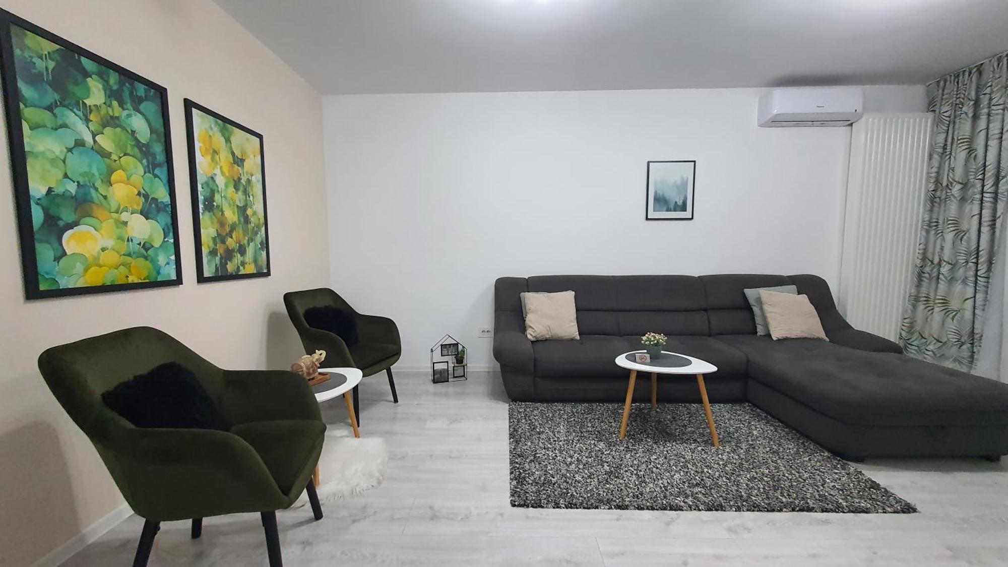 Green Apartment Coresi 브라쇼브 외부 사진