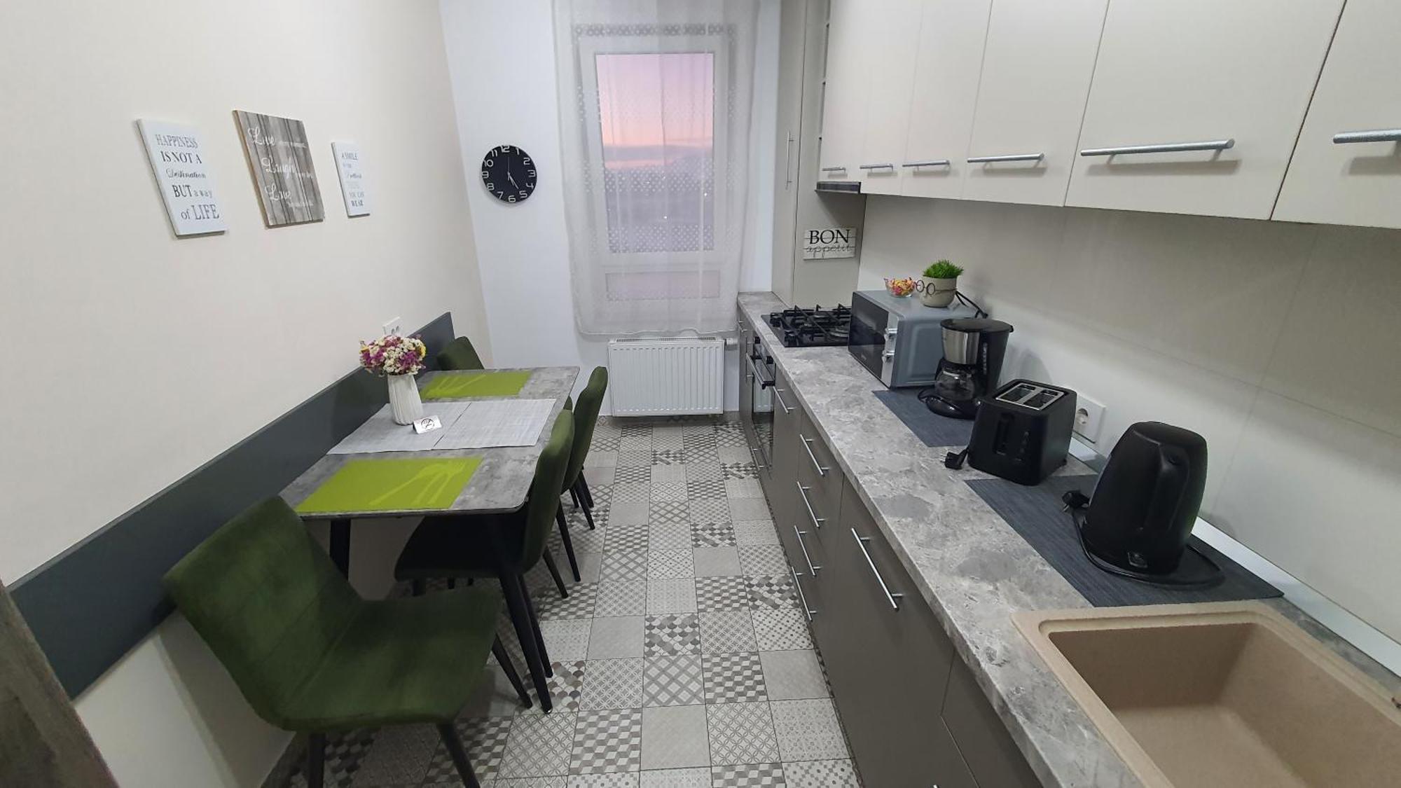 Green Apartment Coresi 브라쇼브 외부 사진
